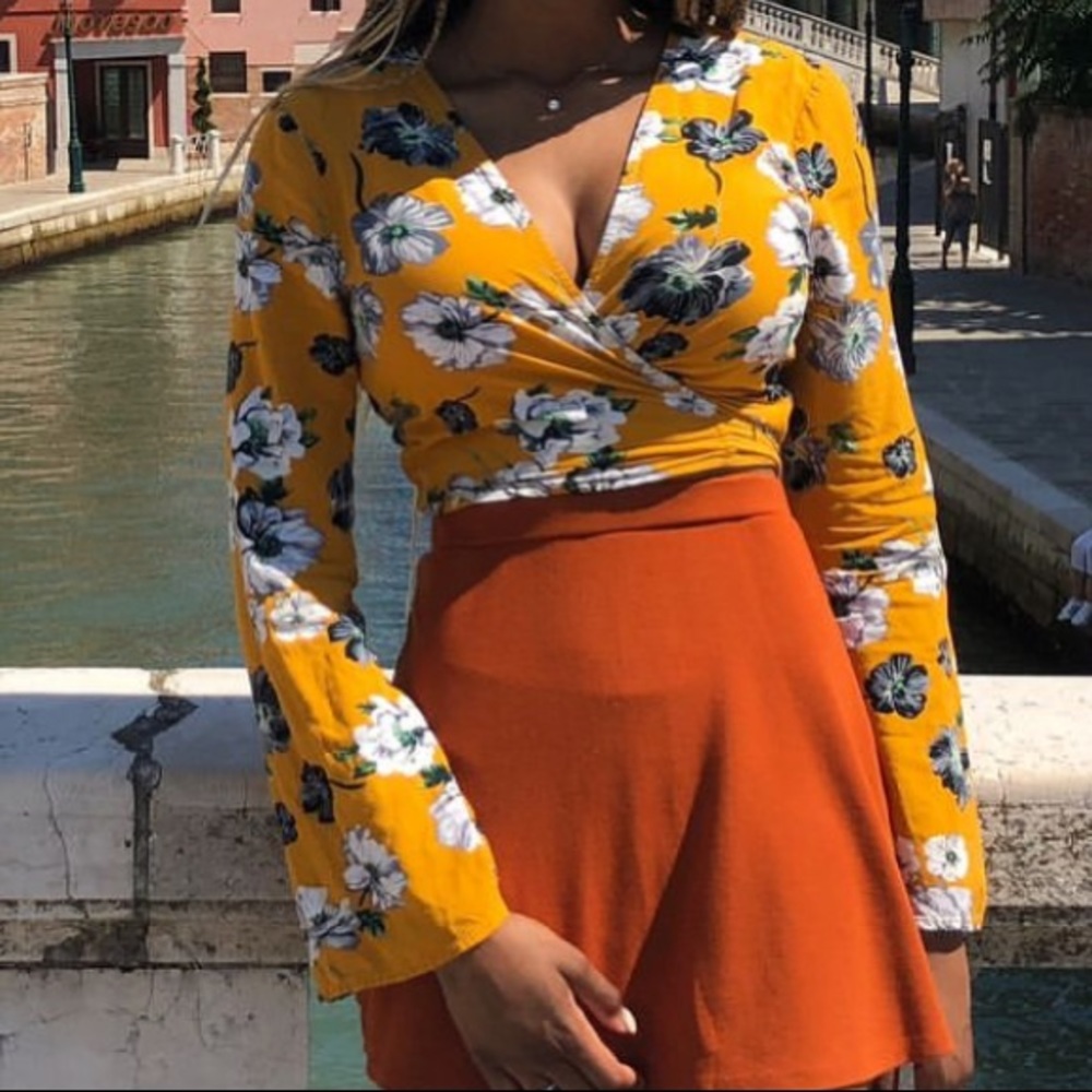 Missguided crop top